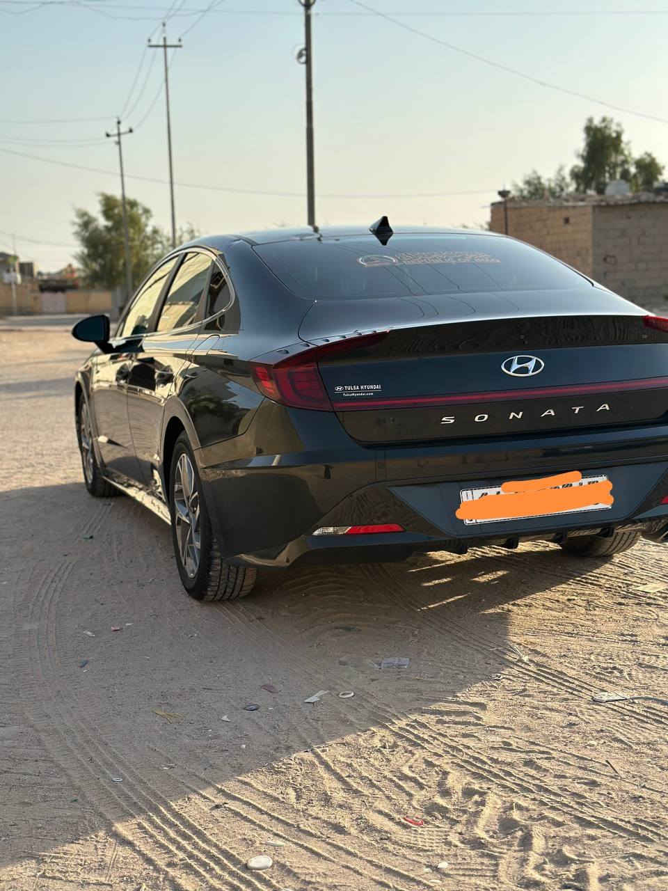 للبيع 🚘
سوناتا 2022 وارد أمريكي
لون أسود ✨
مكينة 2500cc

السيارة كاملة المواصفات ماعدا فتحة السقف، نظيفة جداً واستعمال مرتب.
تحكم ستيرن + سياقة ذاتية ✅
وبيها 6 وضعيات سياقة مختلفة 🔥

الحادث كان مجرد سقوط شجرة على السيارة وموضح بالصور، بدون أضرار قوية.

السيارة بحالة ممتازة والفحص خير دليل ✅
للمهتم يراسل خاص. ***********
وسياره بلبصره. وباسمي السياره
