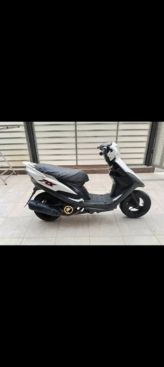 السلام عليكم 

ماكس عدله للبيع 
دراجة بلاديه بوشه 49 مامفتوحه
كامله اي نقص مابيها شلعه ومعدل
مكاني بغداد حي التراث مال بياع
الاستفسار خاص


**إذا كنت صاحب هذا الإعلان وتريد حذفه لأي سبب، رجاءا أرسل رسالة إلى الدعم الفني**