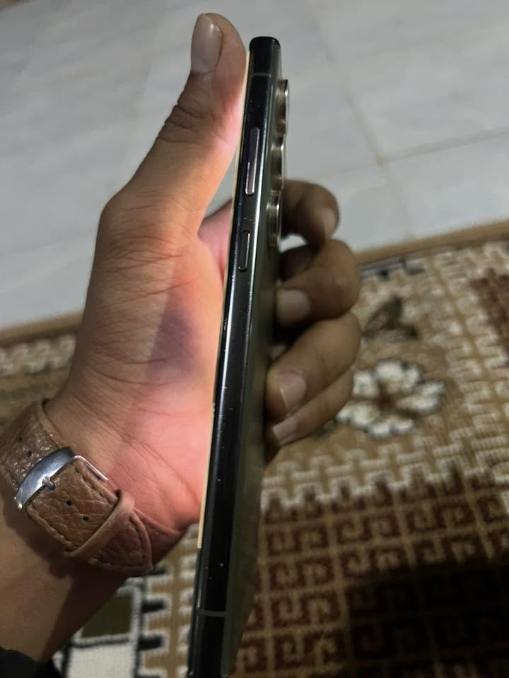 الترا 23 
ذاكره 256
خطين 
بيه فقط تبديل دكه تنصي وتصعد مبدله بدون فتح جهاز شرط 
جهاز نضيف خطين 
مكان لسماوه للستفسار ***********
