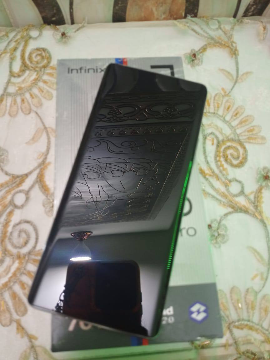 ‏سلام عليكم Infinix NOTE 40 Pro 
‏ذاكرة 256 رام 8+8 شاشة منحنية 
‏بصمة مدمجة بالشاشة كامرا خلفية 108 
‏جهاز نضافة 90 لا مفتوح لا مصلح فقط 
‏الدكمة مال تشغل وطفي وكعت 
‏وجاي استخدمة طبيعي مخلي ميزة ايقاض الشاشة 
‏غراضة فقط كارتونة 
‏للمراوس فقط شباب مراوس فقط 
‏مو تدخلي خاص تكلي شكد سعرة 
‏مراوس فقط اكرر ما ويا غراض فقط كارتونة 
‏عنواني بغداد بلديات جهاز مكفول من كلشي 
‏غير الدكمة


**إذا كنت صاحب هذا الإعلان وتريد حذفه لأي سبب، رجاءا أرسل رسالة إلى الدعم الفني**