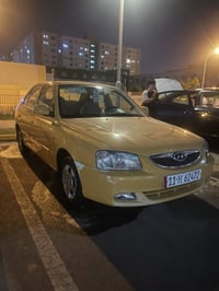 للبيع فيرنا مكفوله مامعيوده سياره جديده وجاهزه برغي نقص مابيهه مصفره م...