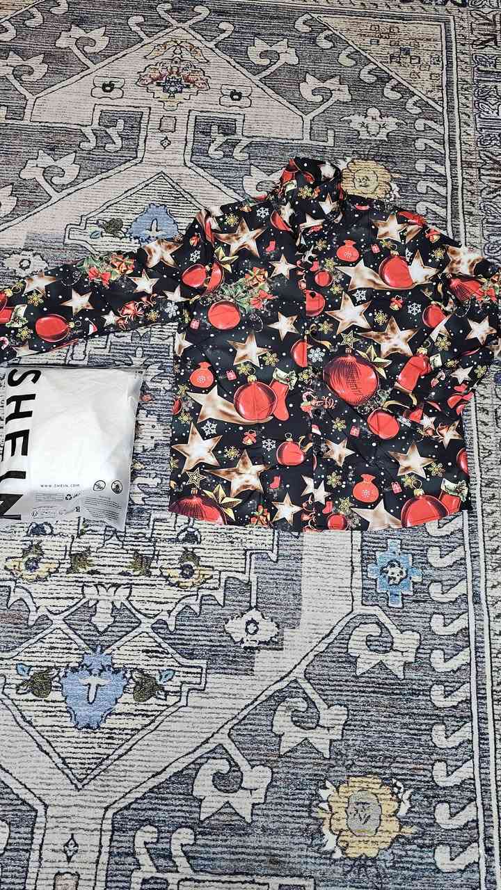 ملابس بجايم قمصان وتشيرتات،كلشي متوفر جديد القطعه على خمسه
الفحص امام المندوب اذا مو نفسه المطلوب مرجوع 
توصيل كل محافظات العراق خمسه 
وكل مناطق خمسه 
اخذ سكرين للقطعه ويجيك الرد


**إذا كنت صاحب هذا الإعلان وتريد حذفه لأي سبب، رجاءا أرسل رسالة إلى الدعم الفني**