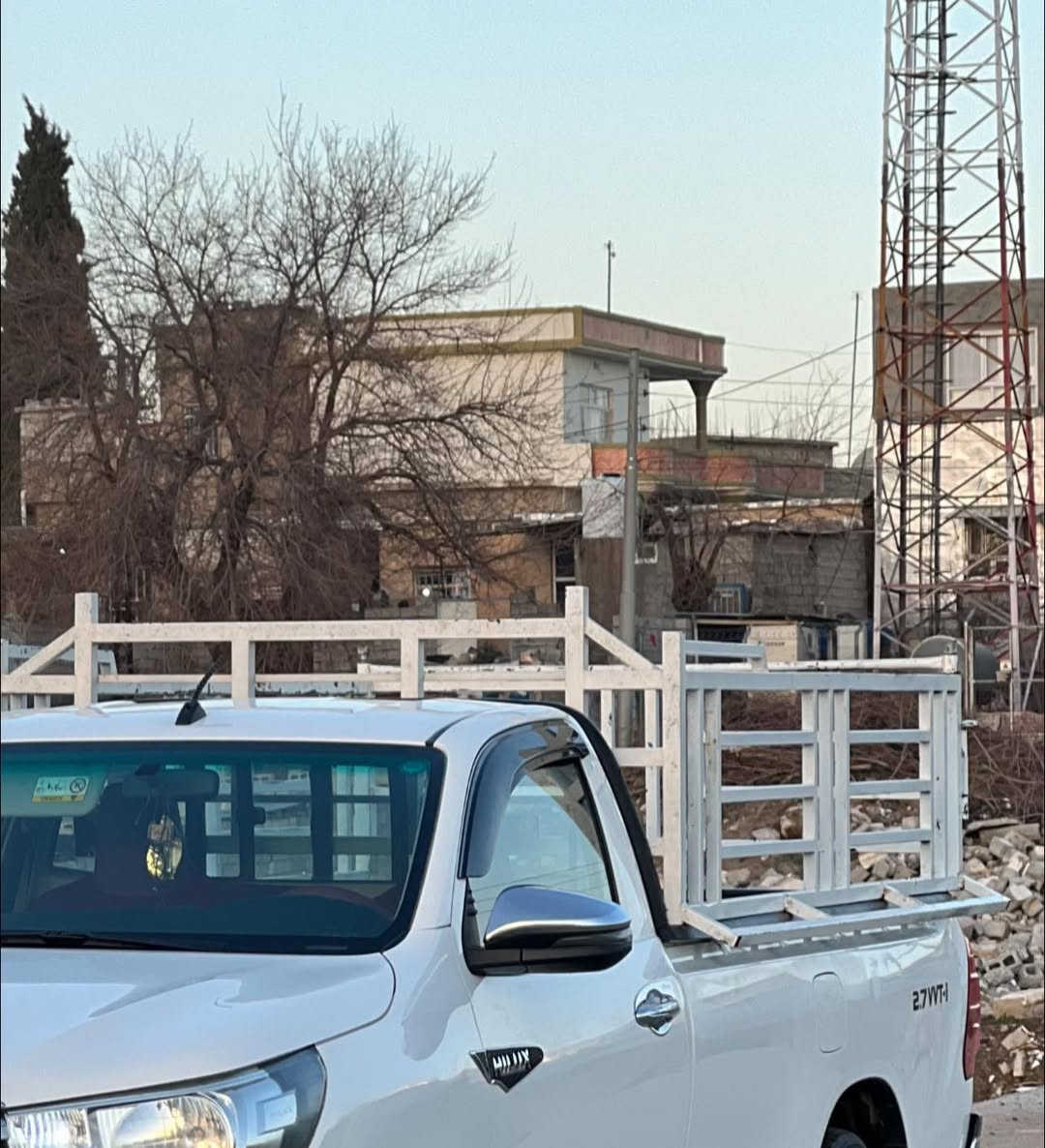 چەمچەی مەرزیە ٢٠١٦ تا٢٠٢٥   شوێن ڕانیە.   ***********
