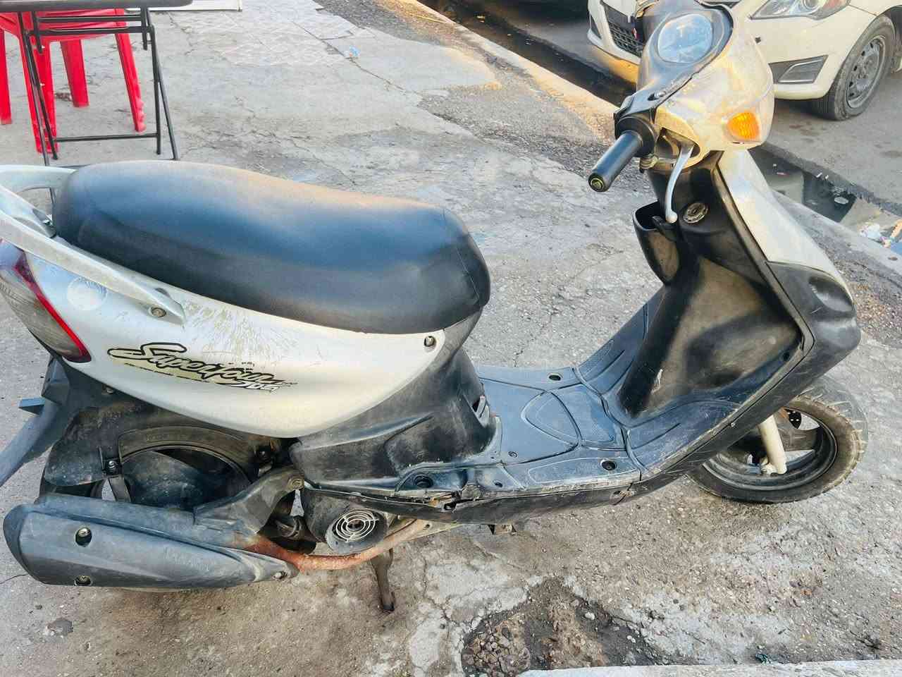 السلام وعليكم عندي دراجه ماكس للبيع كلشي شغل اي نقص ما بيه ليريده هذا رقمي *********** بغداد
