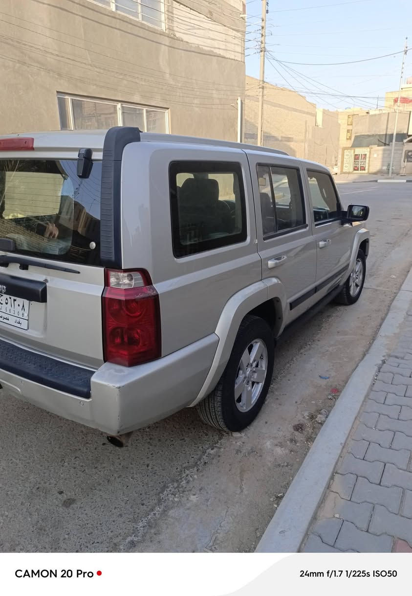 السلام عليكم. للبيع
جيب كومندر 2007 2 ويل وارد امريكي 7 راكب اللون رصاصي فضي محرك 3700 توجد فيها بعض النواقص المحرك فيه ربل ولف تنقيص وتبخير السعر المطلوب 65 ورقة وبيه مجال مكان السيارة كربلاء للاستفسار ***********
