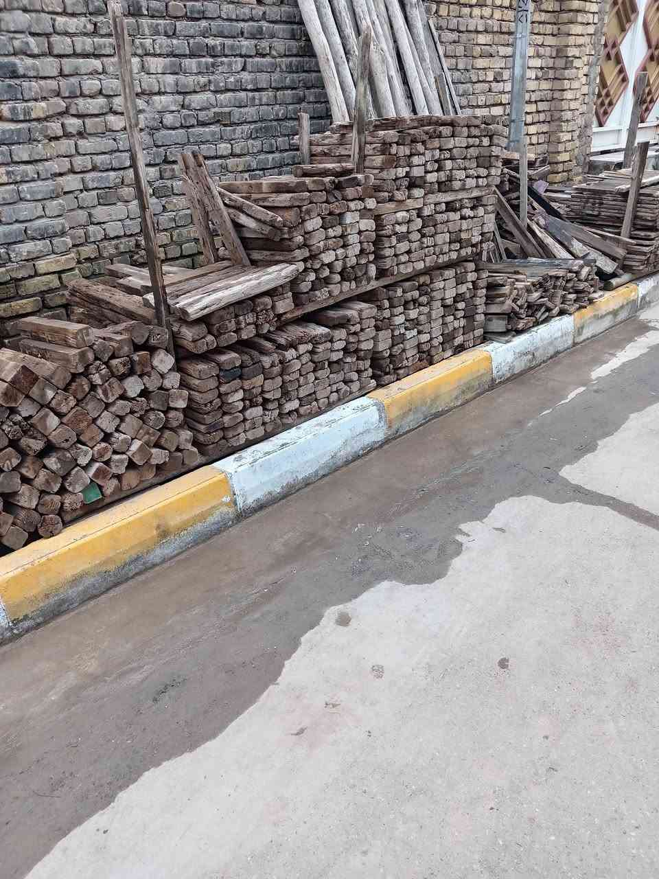 السلام عليكم مغاسل عدد ثلاث مكعب الالوان الشطره سعر مناسب ***********
