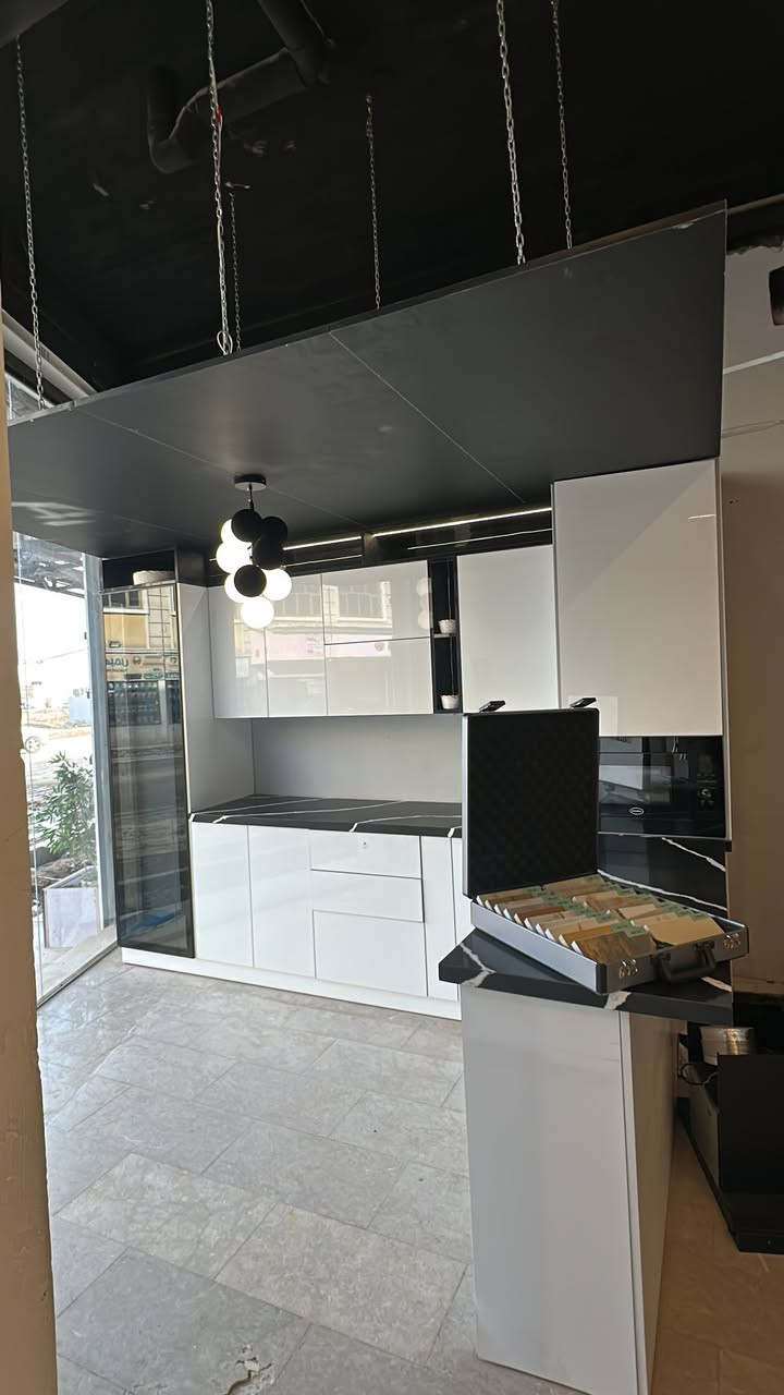 مرحباً بكم في شركة المطبخ الابيض
تسعدنا زيارتكم زبائننا الكرام في موقعنا حي دجلة مجاور اسواق اميرة 
نقدم لكم عروض السنة الجديدة 
مع هداية 
يتميز بها مطبخكم 
اجود انواع الخشب من ال MDF 
HDF 
يتوفر لدينا الوان (صبغ سيارات) حراري مع الوان الاكرلك الاسباني بكل الخامات 
العروض مستمره الى نهاية شهر  الواحد 
اهلاً وسهلاً بكم من الساعة ١٠ صباحاً الى ال١٠ مسائاً 
للاستفسار تواصلو مع الصفحة او الاتصال على الارقام التالية 
*********** 
***********
