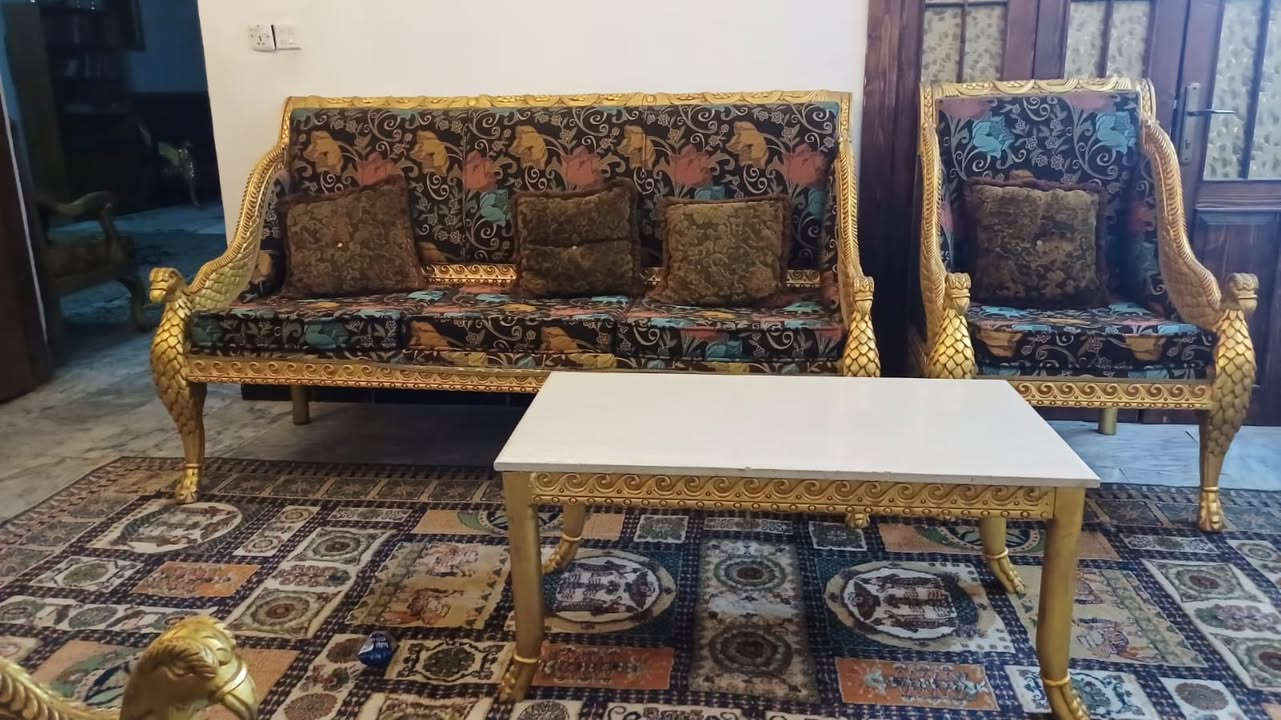 تخم قنفات المصري الرزان ابو تنين جديد ستعمال قليل عشر نفرات بغداد الدوره ***********
