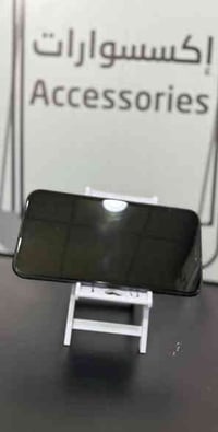 ايفون11ذاكره256مستبدل بطاريه رايده ب300قفل اروحلك فدوه لاتعبني ولا تعب...