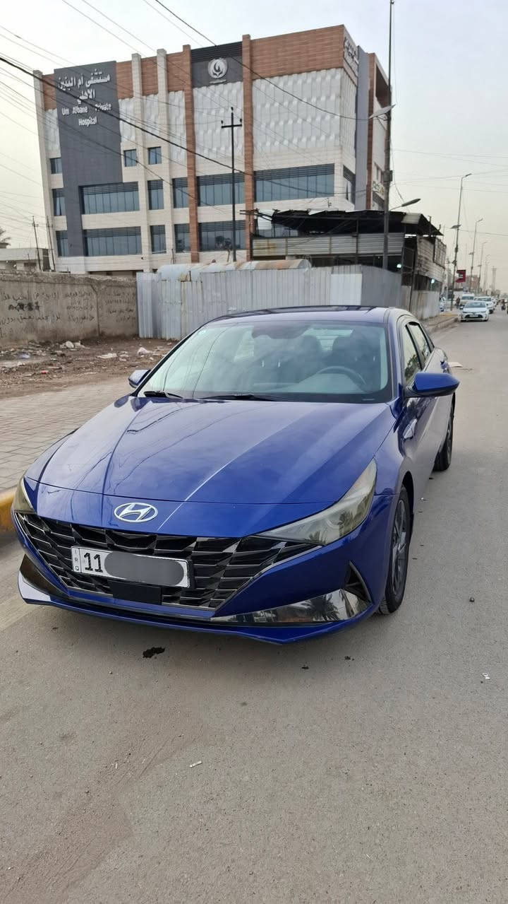 هونداي النترا 2022  محرك 2000 دوش
الكير مبدل AT المرغوب
ماشيه 40 M 
رقم بغداد 
***********
