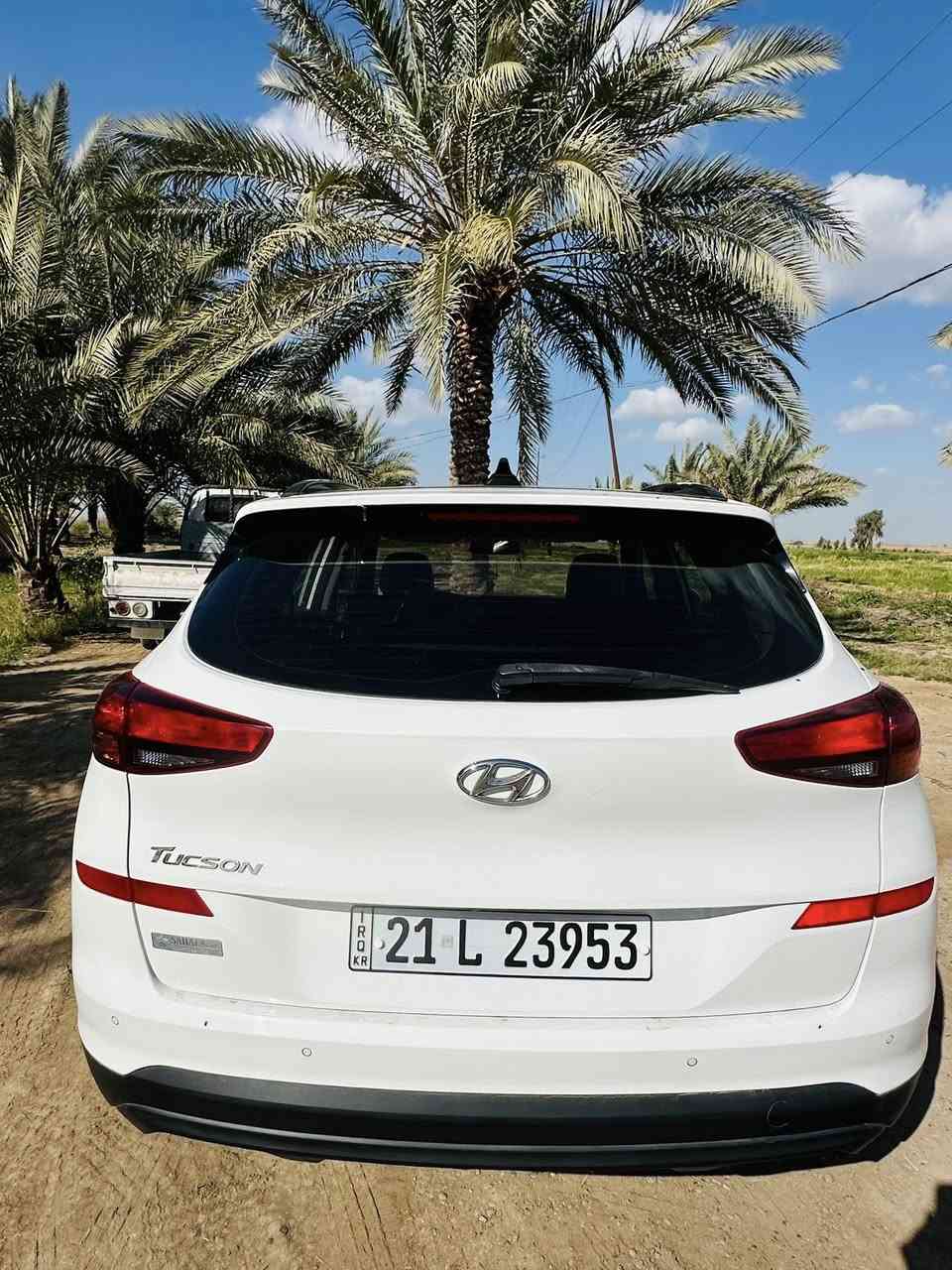 السلام عليكم
للبيع توسان ٢٠٢٠ بنوراما فول مواصفات خليجي 
بصمه تشغيل بصمة تقفيل أبواب 
مري شفط 
كشن كهربائي 
تنته فتح 
تخم تاير 
مكينه ٢٠٠٠
كفاله عامه 
رقم سليمانيه بأسمي تحويل ثاني يوم 
سعر ٢٢٥ بي مجال 
عنوان بغداد اللطيفيه قرب سريع دولي جسر سابع 
  
***********
