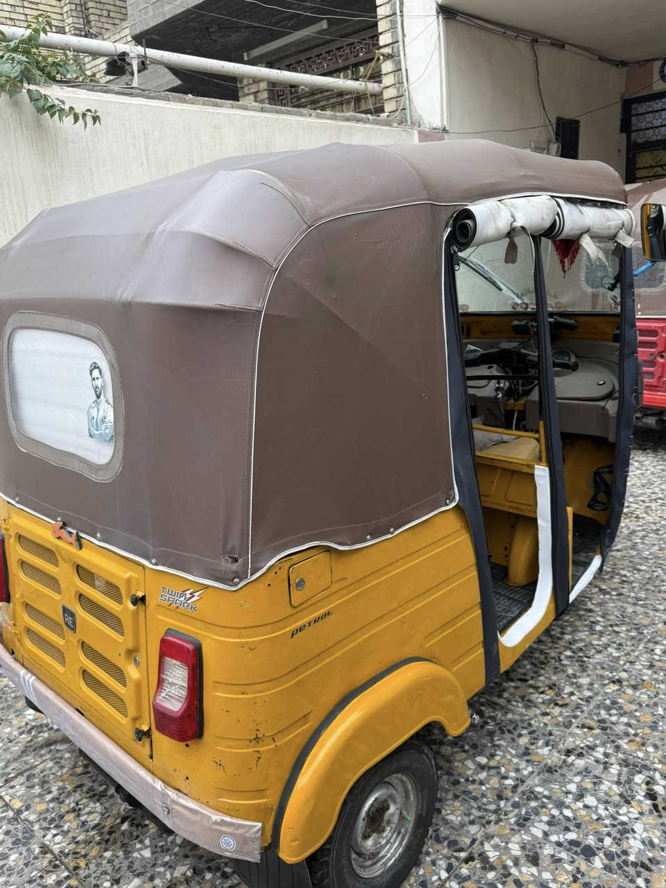 السلام عليكم تكتك موديل 2019 شهر 10 رقم وسنويه تحويل ثاني يوم مكفوله من صبغ ومعجون مكاني الكماليه رقمي *********** السعر 5400
