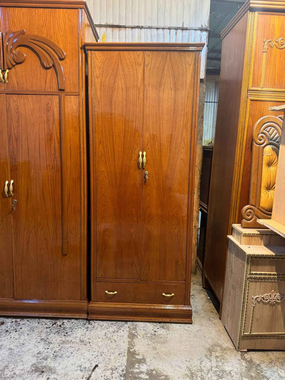 السلام عليكم معرض الشويلي لنجاره والأثاث 
غرفة مستخدمة 6 ابواب طابقين ملحق

داخل والخارج صاج طبيعي

حلوة ومرتبة وناعمة ومناسبة 

الأولوية للأسرع بالحجز 

‏التوصيل والشد رمزي إلى جميع محافظات العراق

‏خدمة استبدال الغرف العراقية القديمة بغرفة جديدة مع الاتفاق على الفرق
العنوان بغداد الامين ثانيه للحجزوالاستفسارعلىالارقامالتاليةاو واتساب(***********) (***********)
