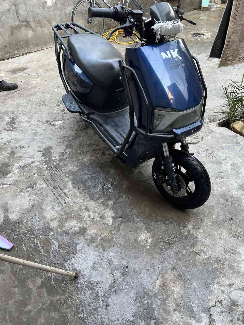 سلام عليكم دراجه شحن حجم لكبير هاي نضافتها وأي ستهلاك للملف أو للبطاريه ماكو فحص قبل البيع تمشيك اكثر من 40كيلو كهربائيات كلها شغاله  3سرعات بيها مكاني بصره شارع الوفود رقم الهاتف ***********
سعر ٦٠٠الف متوفر وتساب وتصال فقط
