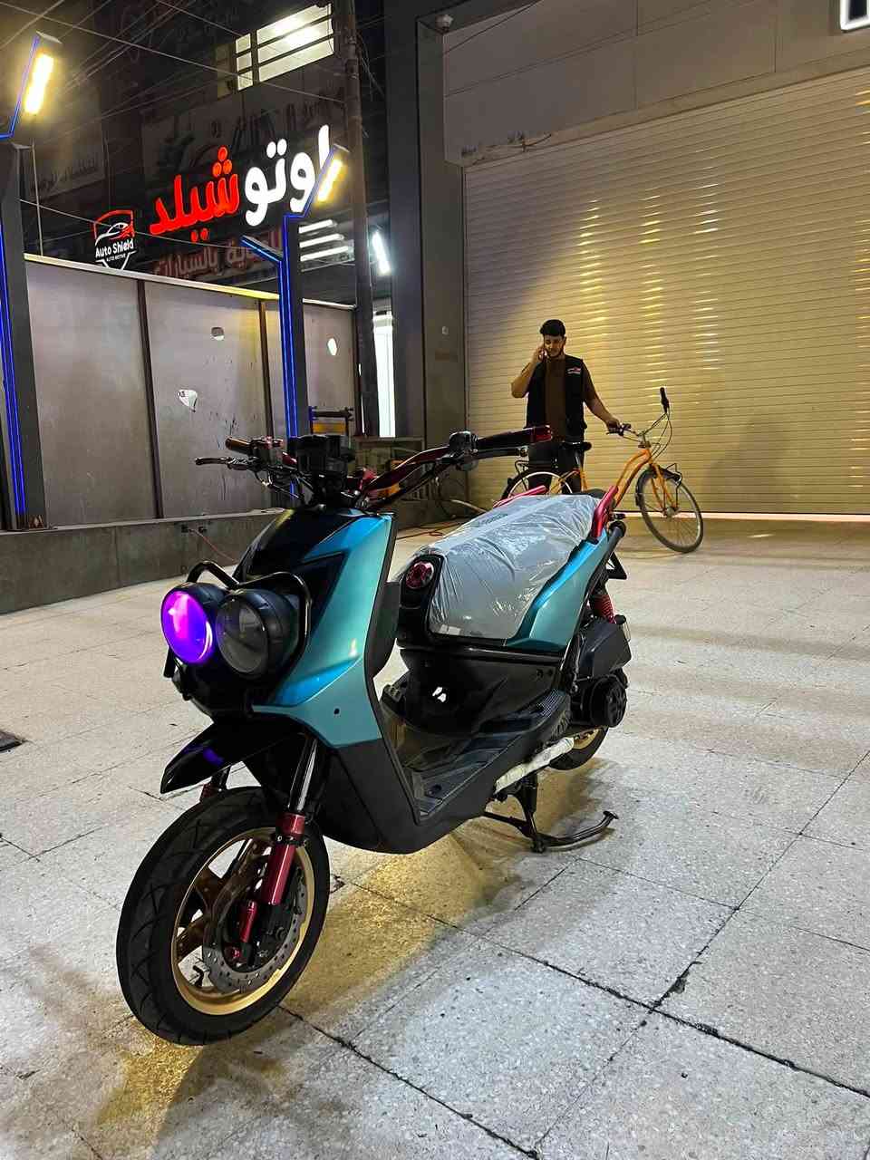 السلام عليكم سكنس جبلي ام عيون 👀 للبيع الدراجه مكفوله كفاله عامه مصار هواي من منزله رمبه المكينه مطاخه سبانه فول نضافه كفاله من كل شي 
.الكفر اصليييي مصبوغ للجماليه وعندي صوره من جانت بالمعرض
. كت كلجات رياضي السبرنكه مال كلج الخلفي ١٥٠٠ يعني طيران 
 وكت ستيرن رياضي كامل من عمبار ويدات …
. وقبق بانزين رياضي 
.وهاوزن رياضي 
.وصدر رياضييي اصلي مو تجاري 🫵🏼 
.كشن رياضي 
.سلف رياضي 7 ألوان 🌈
كت سماعه دمام كامل صوت مفول 
بكلايت r9 اصلي 
 الداجه الله شاهد نكره بكل وقت وعل أيدي وبانزين محسن ودهن امزويل كل 17 يوم ابدل وفلتر شوته الدراجه كامله متصرف عليه اي شي نقص بس فج والتطواله موجوده 

. الي بخاطره الدراجه يتواصل وياي ويشلع عيوني
. السعر مليون و٤٥٠ وبيه مجال للشراي 
. هذه رقمي موجود واتساب أو اتصل ما موجود بالفيس ***********
. عنواني بغداد الأعلام
