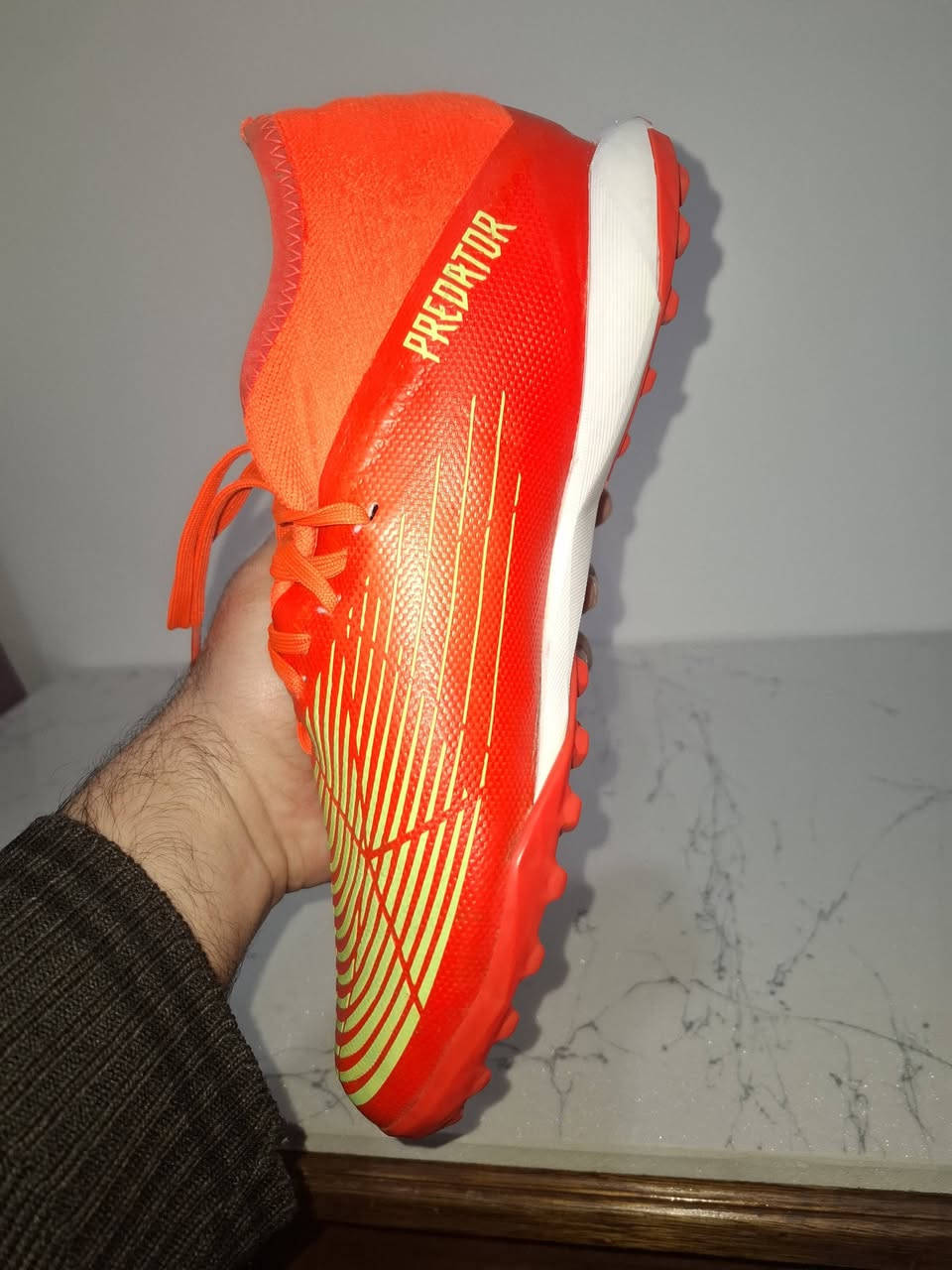 اديداس predator  اصدار حديث نظافة 100% قياس 42 طول القدم 26.5 يوجد توصيل لجميع المحافظات لمعرفة السعر التواصل على الخاص


**إذا كنت صاحب هذا الإعلان وتريد حذفه لأي سبب، رجاءا أرسل رسالة إلى الدعم الفني**