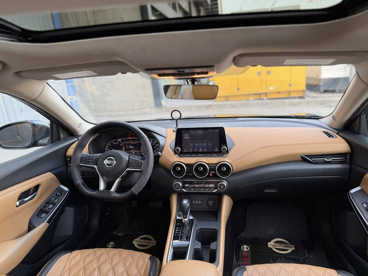 ‎نيسان سينترا SV سپيشل فول فول قه پات به سمه و شغال و سلايت و كوشين هيتر فول  سبوغ 1 پارجه بونيت بي ناوگرتن به شه رت ٣ شويني بچوك تعديل زور خاوينه به ناوي خومه داواي 124$ ده كه م 
***********
