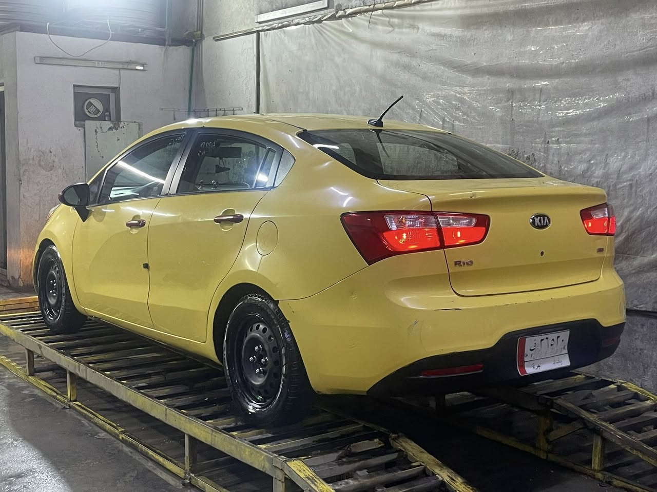 السلام عليكم كيه ريو للبيع موديل 2015وارد أمريكي سيارة جاهزه  سعر83رقم ***********
