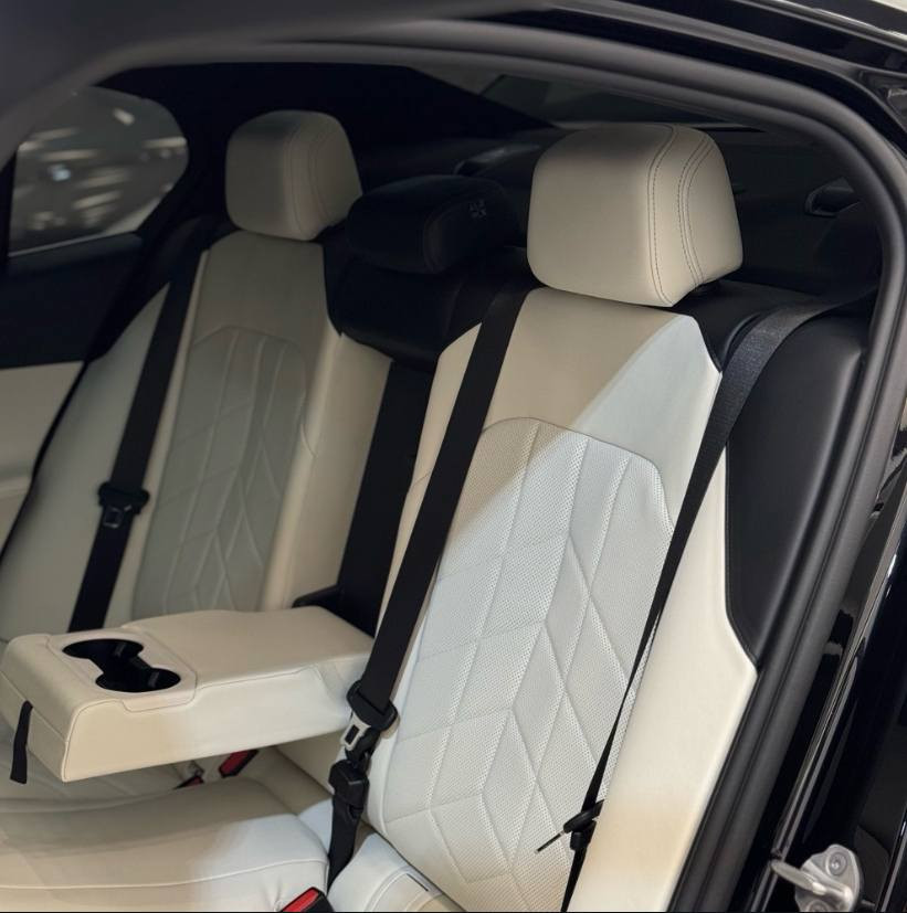 فول موصفات 💯 

BMW 530i LUXURY LINE 2024
Engine:V4 2.0L 🔥
ژمارە کاتی 
32 هزار مایل روشتووە 
کلین تایتل// بێ بویاغ 💎 
وارد ئەمریکی 🇺🇸 
Luxury Line // X-DRIVE 
داخل کرێـــمی 
5 کامیرە ,  داتاشو , حەساس , رادار
 , بانوراما , سماعة Harman kardon 
💰نرخی 485 وەرقە 
📍شوێن هەولێر 
~~~~~~~~~~~
0751-2004-377
0772-818-6453
~~~~~~~~~~~
BMW 530i LUXURY LINE 2024
Engine:V4 2.0L 🔥
رقم کاتي 
ماشي 32 الف
کلین تایتل// بدون صبغ 💎 
وارد امریکي 🇺🇸 
استراد خاص ❣️
Luxury Line //  X-DRIVE 
داخل کریمي 
5کامیرات , داتاشو , رادار , حساس, بانورما, سماعة HARMAN KARDON 
💰سعر 485 ورقە 
📍مکان سیارة اربیل أربيل, العراق


**إذا كنت صاحب هذا الإعلان وتريد حذفه لأي سبب، رجاءا أرسل رسالة إلى الدعم الفني**