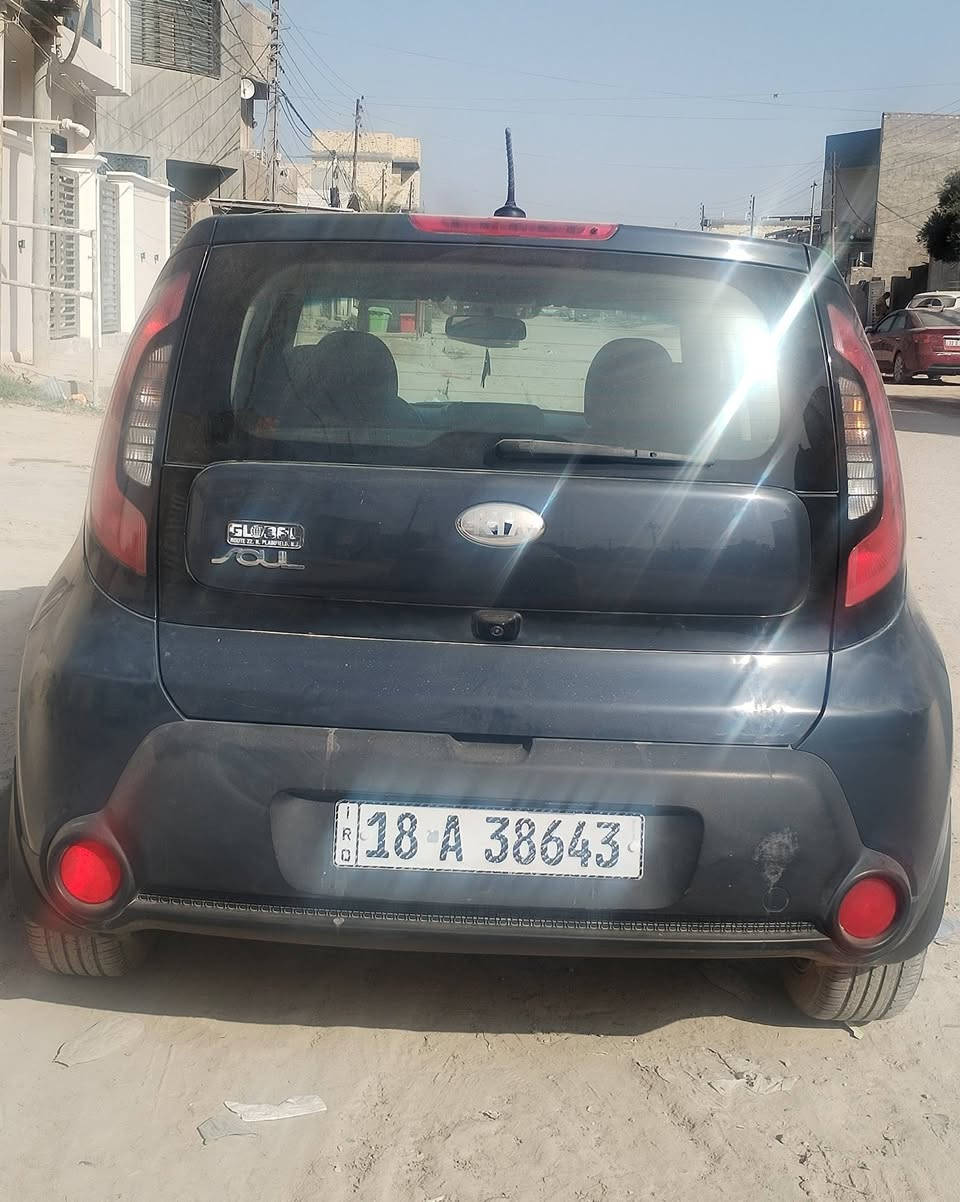 كيا صول موديل 2014  رقم بابل م
بنيد صبغ فقط وبارد في الجاملغ السائق
وارد امريكي محرك 2000 سنويه 2030حداديه امامي خلفي جيد محرك غير مفتوح السعر المطلوب 106 وبيه مجال
ممكان السياره حله شارع 80
الشراي يتصل وبيه خير ويدلل 0789 104 7579
