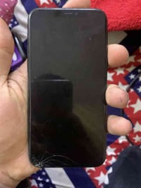 ايفون 11 برو ذاكره ٢٥٦ فقط بطاريه مبدل عنواني البياع شرطه الخامسه متوا...