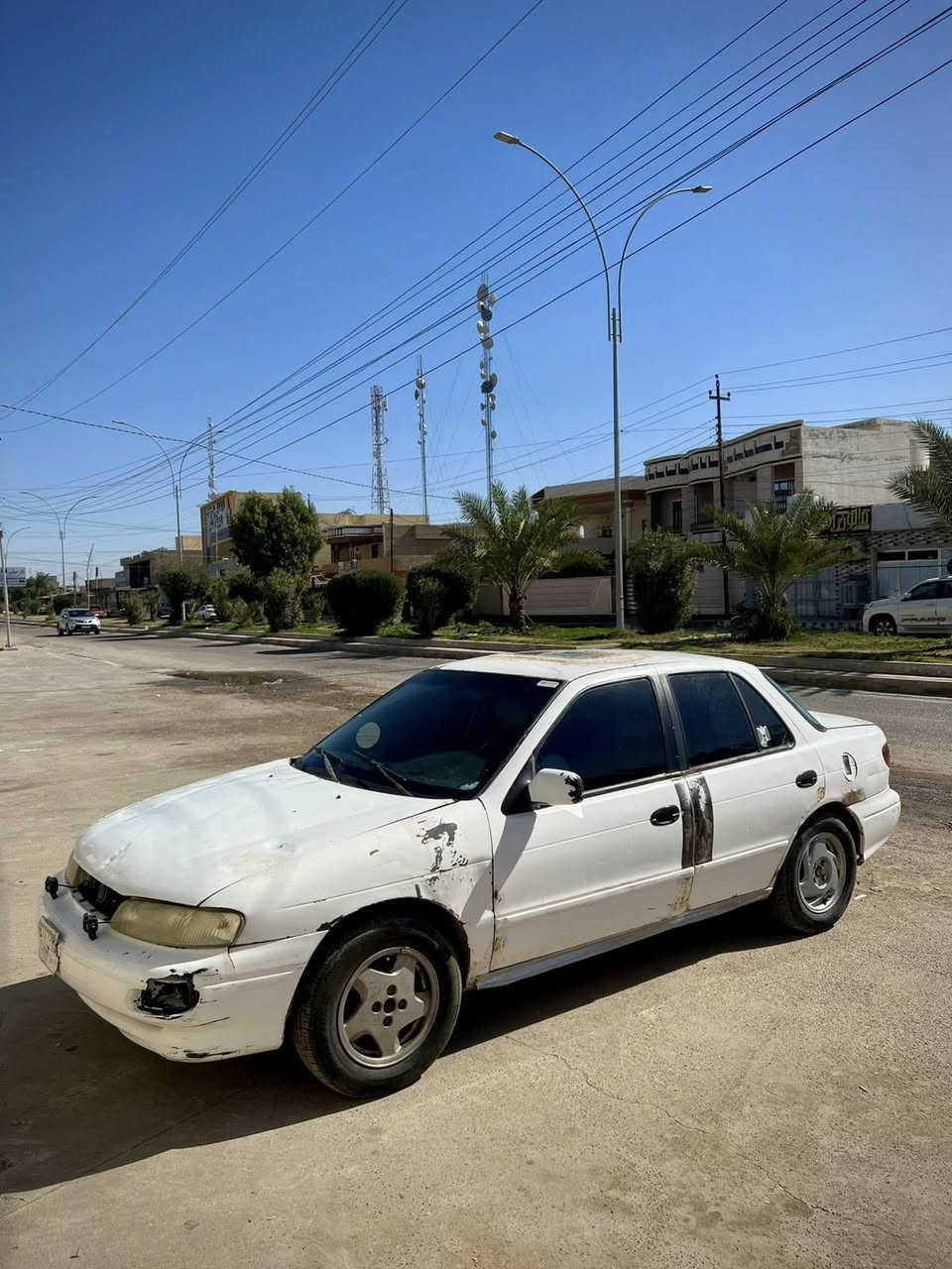 السلام عليكم كيا سيفيا للبيع سياره حلوه مال جناي وكلها شرط محرك شديتو جديد طابوكه وتبريدها جان يشتغل ثلج هسه يرادلها كمبريسر فقط وكهربائيات كلها شغاله من كيجات ولايتات والكشر شوف العين.. السعر 17 وبيها مجال.

رقمي ***********
