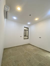 زيونة محلة ٧١٠ • شقة زيرو • غرفتين