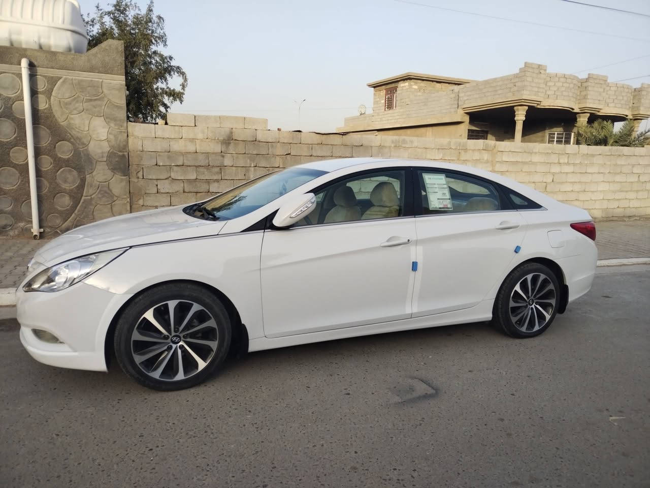 سياره سوناتا ٢٠١٢ خليجي الشركه دوليه محرك ٢٤٠٠ جديد طابوكه كير مكفول من الفتح على الشركه سياره مكفوله من الفتح وضربه وصبغ رقم بغداد ألماني تحويل مباشر مواصفات السياره تحكم أستيرن جهتين شفتات أستيرن ثلاث وضعيات قياده تدعم نضام أيكو تطبيق مرايات أشارت في المرايات حساس خلفي لون أبيض تخم تاير كوري سياره ماشيه ١٥٠ حقيقي سياره جديده كتلوكات والمطفئه السبير على شركه سياره مال بيت سياره موجوده في بغداد رقم الهاتف ***********
