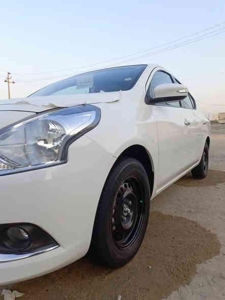 نيسان صني مصري للبيع جديده زيرو ماشيه 10 الاف كفاله عامه سياره بريحه شركه... السعر 129 مجاله بصيط جدا. ***********
