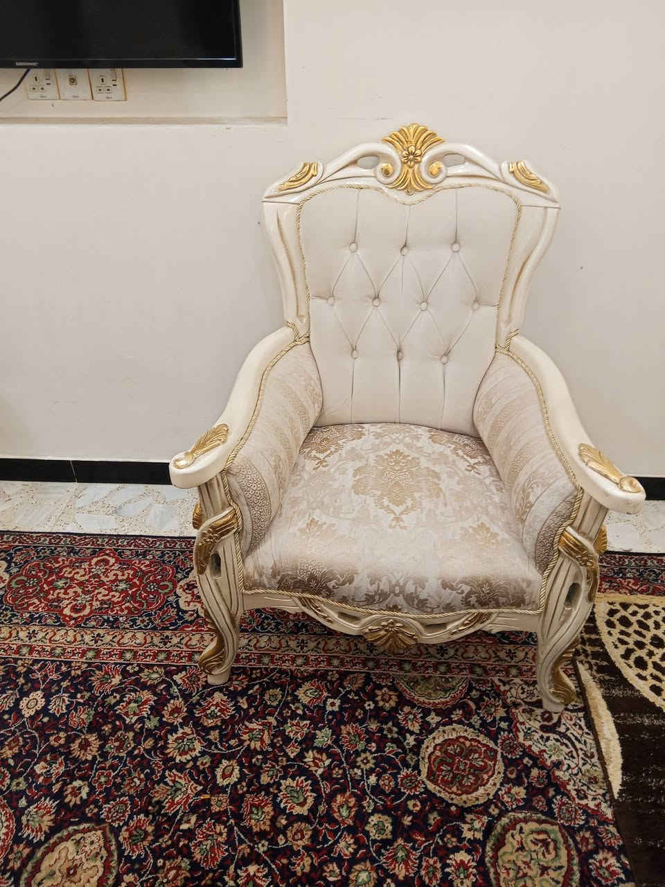 السلام عليكم تخم زان تركي 10 مقعد زائد طبله النظافه جيده المكان بغداد تواصل على هذا الرقم واتساب اتصال. ***********
