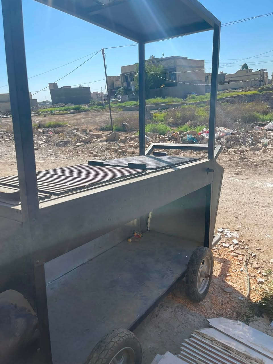السلام عليكم شوايه بركر تريدهه ع الفحم تريدهه ع الغاز بكيفك مستعمله سبوعين فقط نريد نبيعهه ب مليون وبيهه مجال مكاني التراث مال معالف بغداد اتصل ع لرقم ***********
