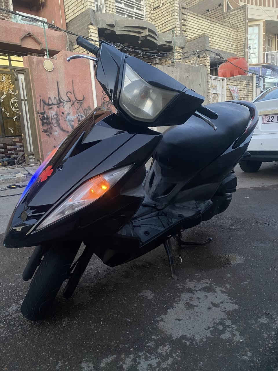 جي تي ار للبيع
دراجه خير من الله شلعه ومعدل 
كهربائيات كله شغاله دشبول كيلو متر طوافه بانزين 
دبل اشاره سكانت
كامله الدراجه 
العنوان بغداد الحبيبية 
السعر 650 
***********
