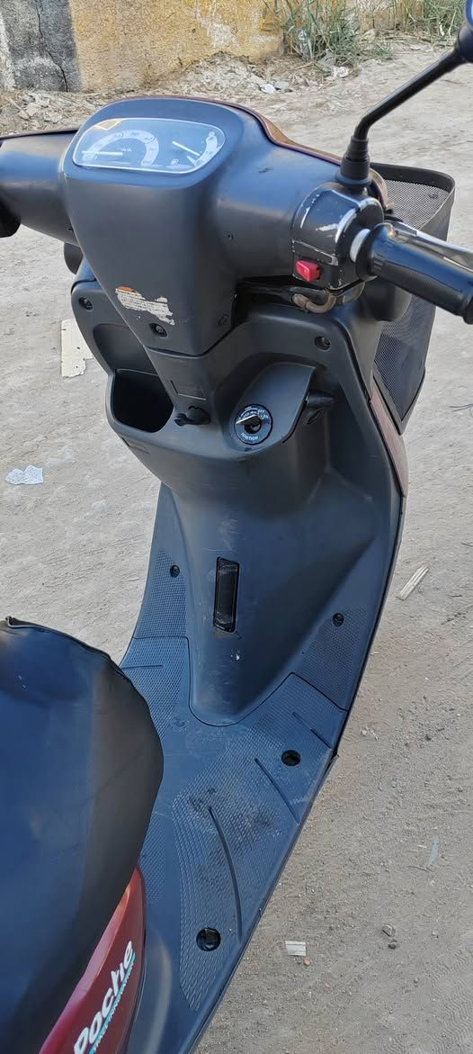 سلام عليكم عندي دراجة منغولي كامله سلف هندر كهربايات كاملة دراجة حاوية ما مفتوحة سعر ٥٥٠
***********
