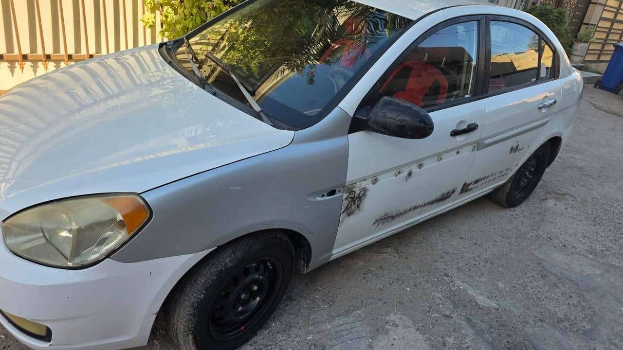 اكسنت ٢٠١٠ خليجي 
محرك ١٦٠٠ 

والشكل واضح بالصور .. السعر ٦٨

عنوان شارع فلسطين
‏‪***********‬‏
