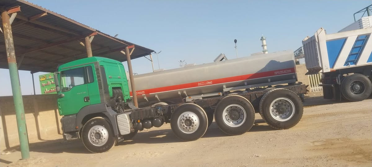 السلام عليكم مان تيكة موديل ٢٠٠٤ بم ونوزل مكينة ٤١٠ كير اوتماتيك مجموعة جي اف وربع خمس فحله هوائي موديل حديث تخم تاير ويل شاصي بلادي طوله  سته متر وتلاثين سنوية لل ٢٨ مسجله قلاب مكفولة كفالة عامة  ***********
