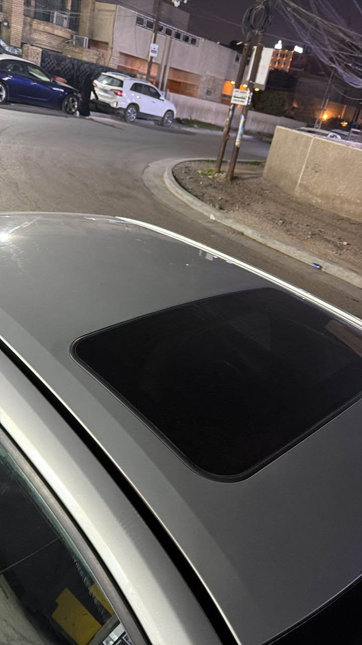 السلام عليكم 
كورلا موديل ٢٠٢٠
فئه LE وارد كندي
مواصفات
بصمه تشغيل 
دخول ذكي وتشغيل عن بعد بلادي 
كشنات تدفئه
هيتر ستيرن 
شاشا جبيره + كار بلي
وباقي الموصفات العاديه 
اوتو هولد 
هندر بصمه 
انضمه قياده 
ماشيه السياره 100 الف كم
حادثه جاملغ خلفي جه السايق وقبغ الجنطه ضبغ فقط
السياره بيه اربع اماكن بارد 
السياره ما ناقصه برغي
صدر كير مكينه كله خير من الله 
السعر ١٤٢ ورقه وبيه مجال 
***********📞📞 بغداد, العراق
