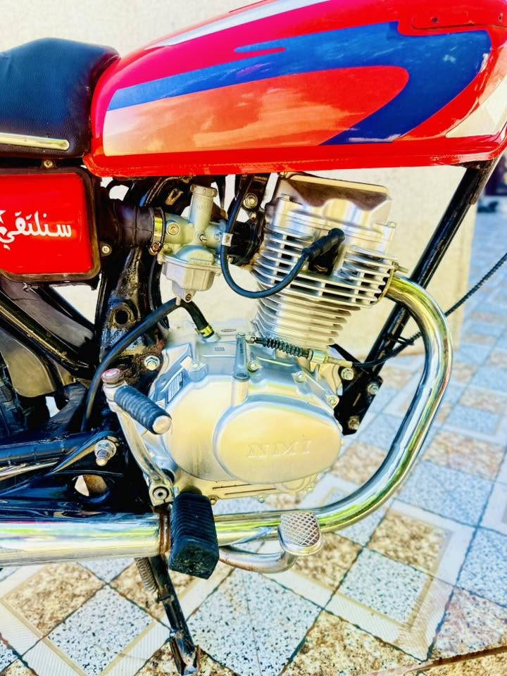 السلام عليكم
أربعه كير مديل ٢٦ مكينه شلامجه  سحك بعده 
***********
