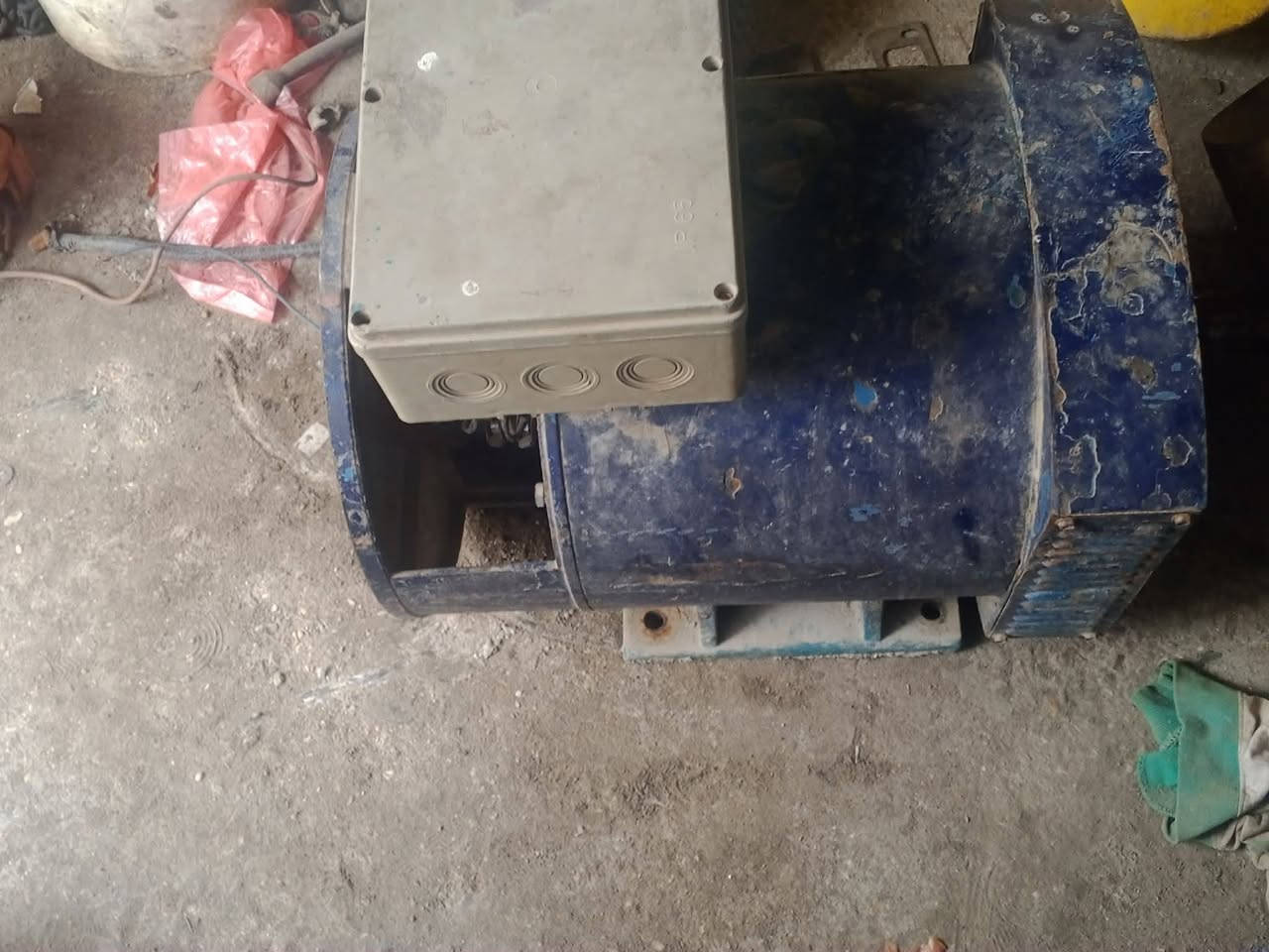 السلام عليكم راس توليد ١٥ كيفي ثري فيز العنوان بغداد البلديات اتصل على الرقم وسهلة ***********بي واتساب
