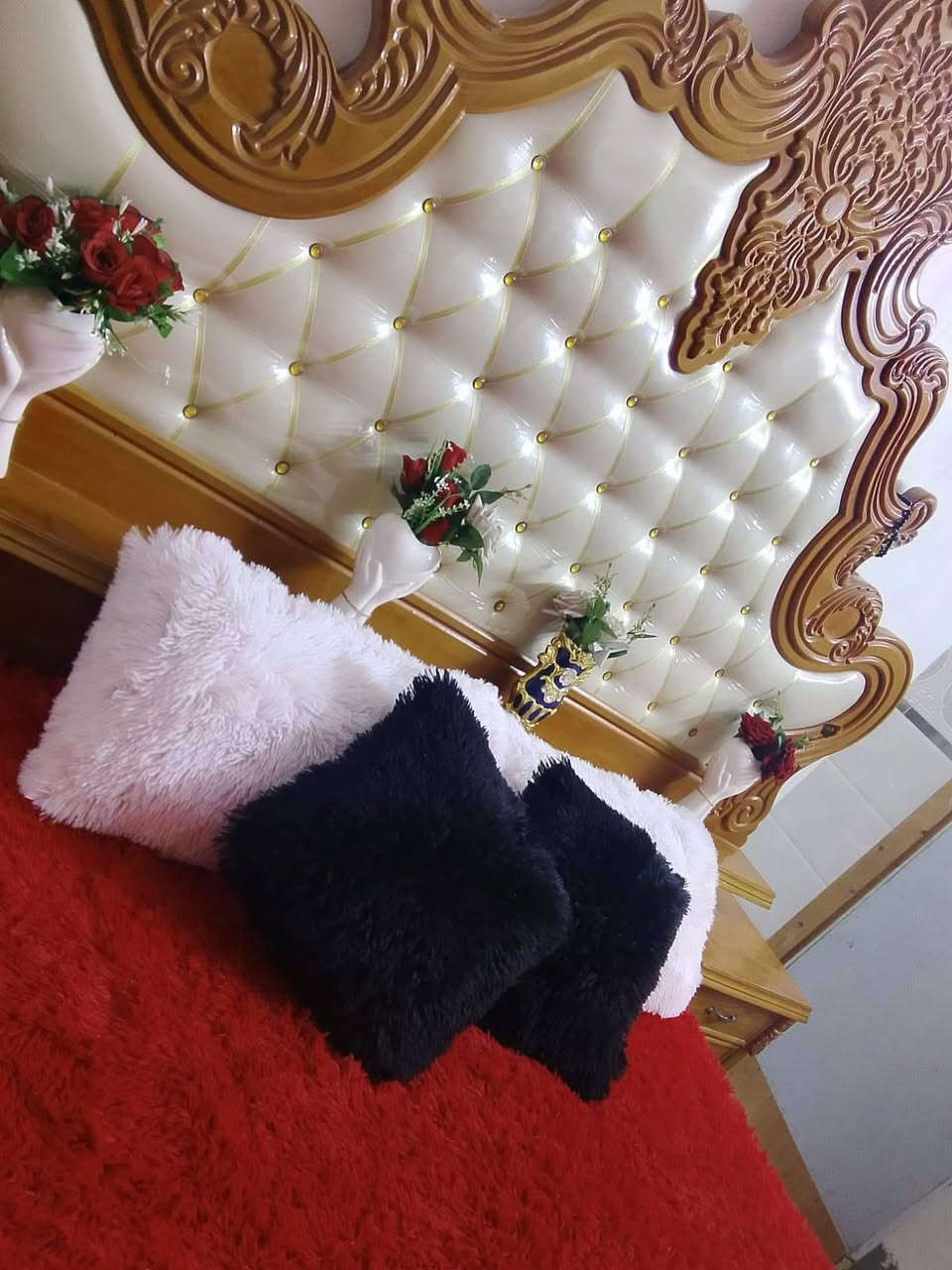 سلام عليكم ورحمة الله وبركاتة اخوي وخواتي عندي هاي خشب عراقي غرف البيع معلومات تصال ***********
