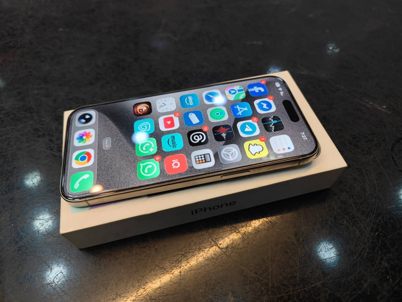 iphone 15 pro max 
ماستر ضمان ABM

ذاكره 256
بطاريه 87
نموذج M
شرق اوسط AA/A

الجهاز فقط مبدل الباب الخلفي وشادين تفصيخ (بدون مسج )

كفاله عامه بدون اي عيب نضافته كلش عاليه 

للبيع فقط بدون مراوس 
رجاء ماريد اي سعر تنطون بلتعاليق 
الي يريد يشتري يتفضل خاص 

875 الف 
نجف كوفه


**إذا كنت صاحب هذا الإعلان وتريد حذفه لأي سبب، رجاءا أرسل رسالة إلى الدعم الفني**