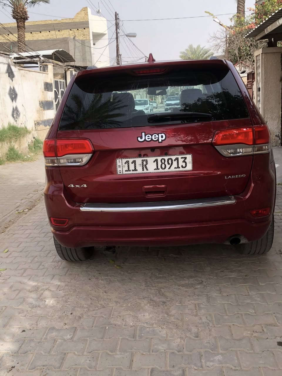سلام عليكم للبيع جيب2014 LAREDOخليجي
حادثها قطعه صبغ فقط بآب خلفي بدون دواخل باقي السيارة كفاله

مواصفات//

بصمه + بصمه ابواب + تشغيل عن بعد 

فتحه 

كشنات كهرباء + جلد 

مري شفط 

اشاير بل مري 

تحكمات مقود جهتين 

شفتات مقود 

شاشه جبيره 

موس وضعيات 

ويل 20 

لون موروني🔴 

كير طياره 8 نمر 

منضومه زنون 

السياره جديده مال بيت تخم تاير جديد منضومه تبريد جديده 

حداده جديده 

السياره ما يحتاجلها شي رقم بغداد بسمي هزه وسنويه وارقام جديد 

$السعر 190 وبيها مجال 

📍العنوان بغداد المحمودية 

الاستفسار 📞

*********** واتساب فقط 

***********
