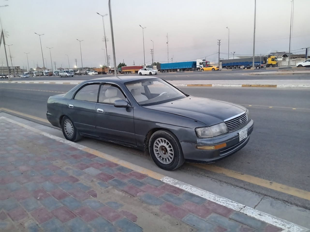 يا الله سياره للبيع بطه متصل موديل 93 رقم انبار
ماكينه وقير جدد حداديه 70% مقفوله من القصه
سعر قفل 33
 سنويه ضايعه فيها اخبار
***********
