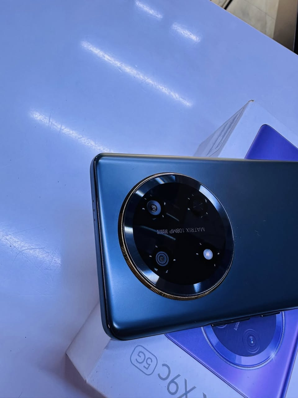 السلام عليكم هونر x9c اخو الجديد نظيف جدا كامل ملحقات 
السعر 265 قفل مكاني الدوره 
***********
