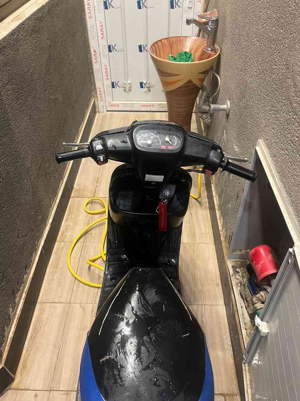 سلام عليكم بتره للبيع دراجة نشطه شلعه حلوه كهربائيات شغاله سلف هندر نگره دراجة مكينه مفتوحه مره بستم دراجه نضيفه شرط الفحص الشراي يراسلني السعر 350 الف وبيها مجال
رقمي واتساب ورصيد 
***********
