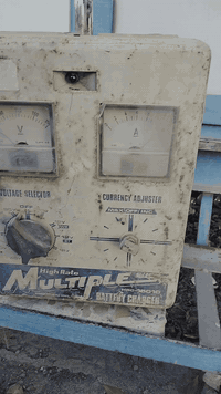 شاحنة بطاريات اصلية استلام مؤسسة
صناعة اليابان 
بغداد الكرخ *********** اتصل 
او راسل خاص
