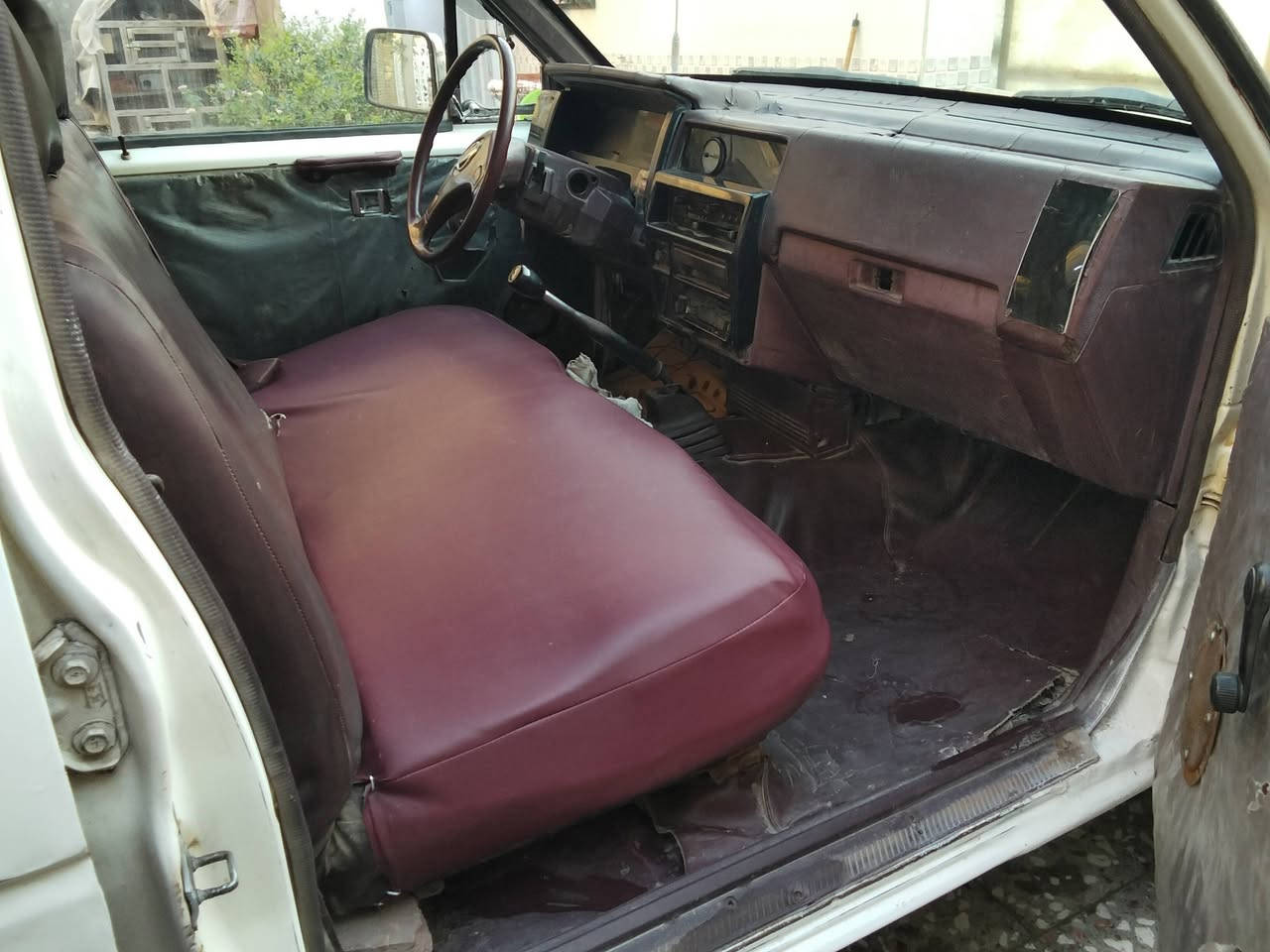 نيسان89رقم بغداد دولي سنويه ٢٩ 
كير اكسن محرك شاصي نضيف 
دوشمه جديده كهربايات شغاله
 السعر ٣٣$.   ***********
بغداد غير متواجد على النت
