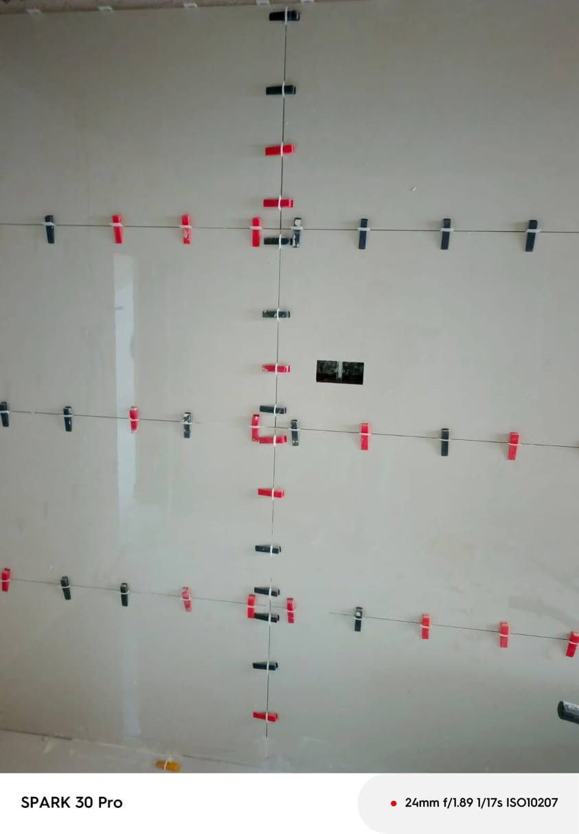 كادر مصري سيراميك ارضيات وجدران وبايات ومرمر وكاشي وألواح تسليم مهندسين دراجة أوله ***********
***********الارقام على واتس
