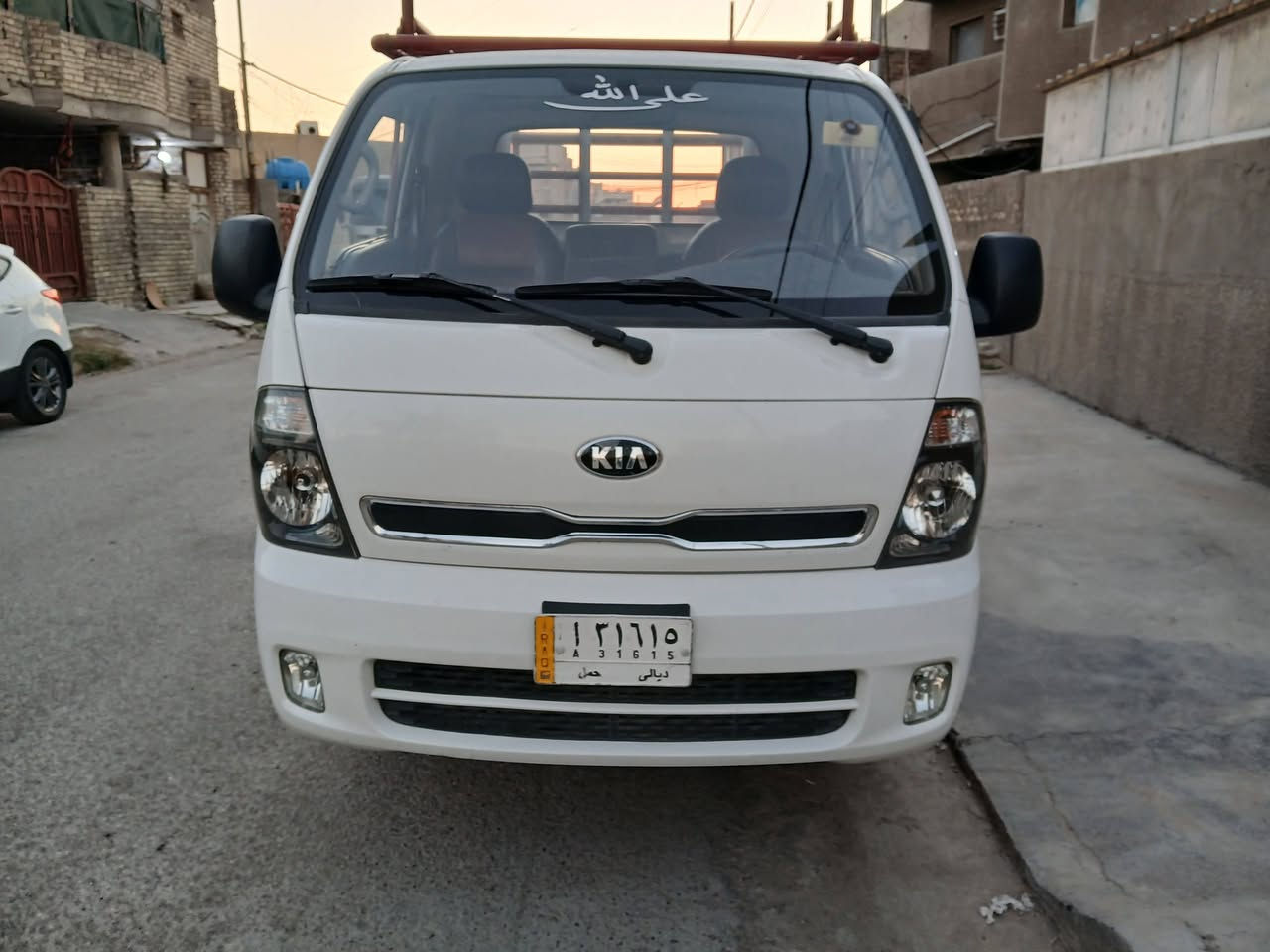 سلام عليكم للبيع كيا فحل موديل ١٦ مكفولة كفالة عامة مكينة كير اكسل شاصي مكفول رقم ديالي  بسمي تحويل ثاني يوم تحويرة ١٤ استد ٢٧ تانكي ١٠٠لتر  مابيهة نقص السعر ١٣٥ بيهة مجال بسيط موبايل ***********مكاني بغداد الكمالية    ملاحظة المحجر مو وياهة
