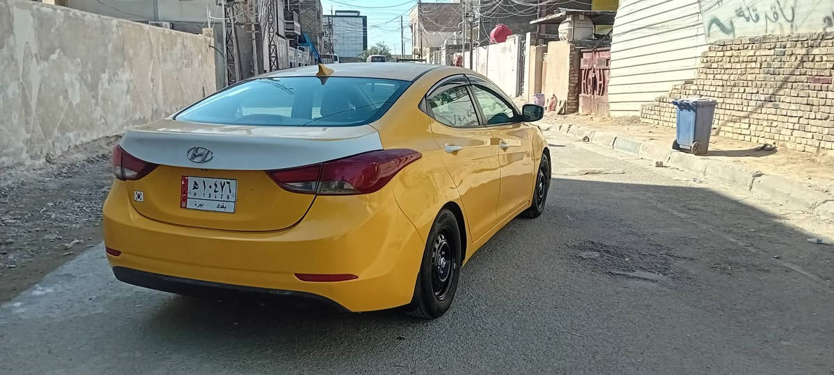 سلام عليكم
النترا مديل 2016 وارد امريكي حادث بنيد فقط بدون دواخل مكينه ٢٠٠٠ 
كير اي تي المرغوب 
شاشه جبيره 
كامره 
حساسات 
تحكمات استيرن 
دخم تاير 
مصفره هيئه وغرامات 
سياره جديده وخير من الله مكان السياره بغداد اتصل وبيك خير ودلل ***********
