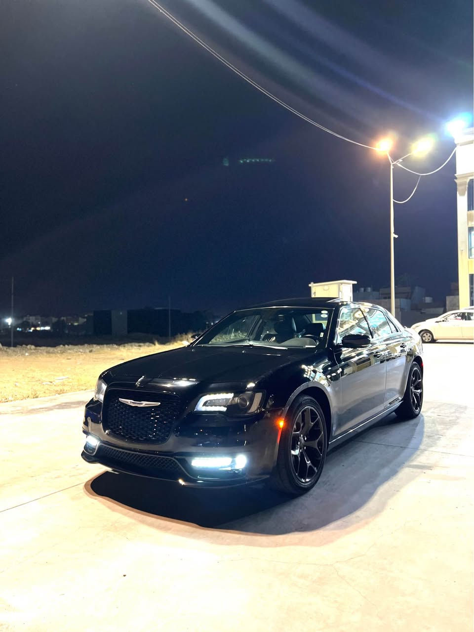 السلام  عليكم ورحمة الله وبركاته 

‏‎‏‎      لـلـبـيع 

كرايسلر اوباما   — Chrysler Obama 300S

‏‎‏‎وراد أمريكي.    

‏‎‏‎الموديل     2021

حجم المكينه   — 3600/ V6

‏‎‏‎اللون               — اسود

‏‎‏‎المسافه المقطوعه 47 الف 

‏‎‏‎صبغ جاملغ بدون دواخل بدون ارباك ✅

‏‎‏‎المواصفات 
‏‎بصمة 
‏‎‏‎- بصمة أبواب
‏‎‏‎-ترحيب عند الاقتراب ‏‎
- گير ماوس 
‏‎‏‎- رادار جانبي 
- شاشه ديجتال 
-اشاره بالمرايه 
‏‎‏‎-شاشه كبيره تدعم نظام الأبل كار باي ونظام الاندرويد 
‏‎-اوتو هولد 
‏‎-اوتو ستوب 
‏‎‏‎-كشنات تدفئة  
‏‎‏‎- بگ لايت LED 
- ليد نهاري 
‏‎‏‎-كرسي السايق بحركة كهربائيه 
‏‎‏‎-تحكم ستيرن جهتين 
‏‎‏‎-تحديد سرعه 
‏‎‏‎-مانع انزلاق 
‏‎‏‎-كامره خلفيه دواره 
‏‎‏‎باقي المواصفات المعروفه 

‏‎‏‎السعر 268مجال بسيط✅  

‏‎‏‎موقع  السياره  اربيل

‏‎‏‎للأستفسار    ***********📞✅ أربيل, العراق
